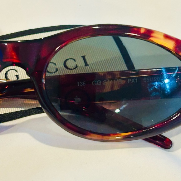 Gucci Vintage Authentic Tortoise sunglasses - Picture 3 of 7